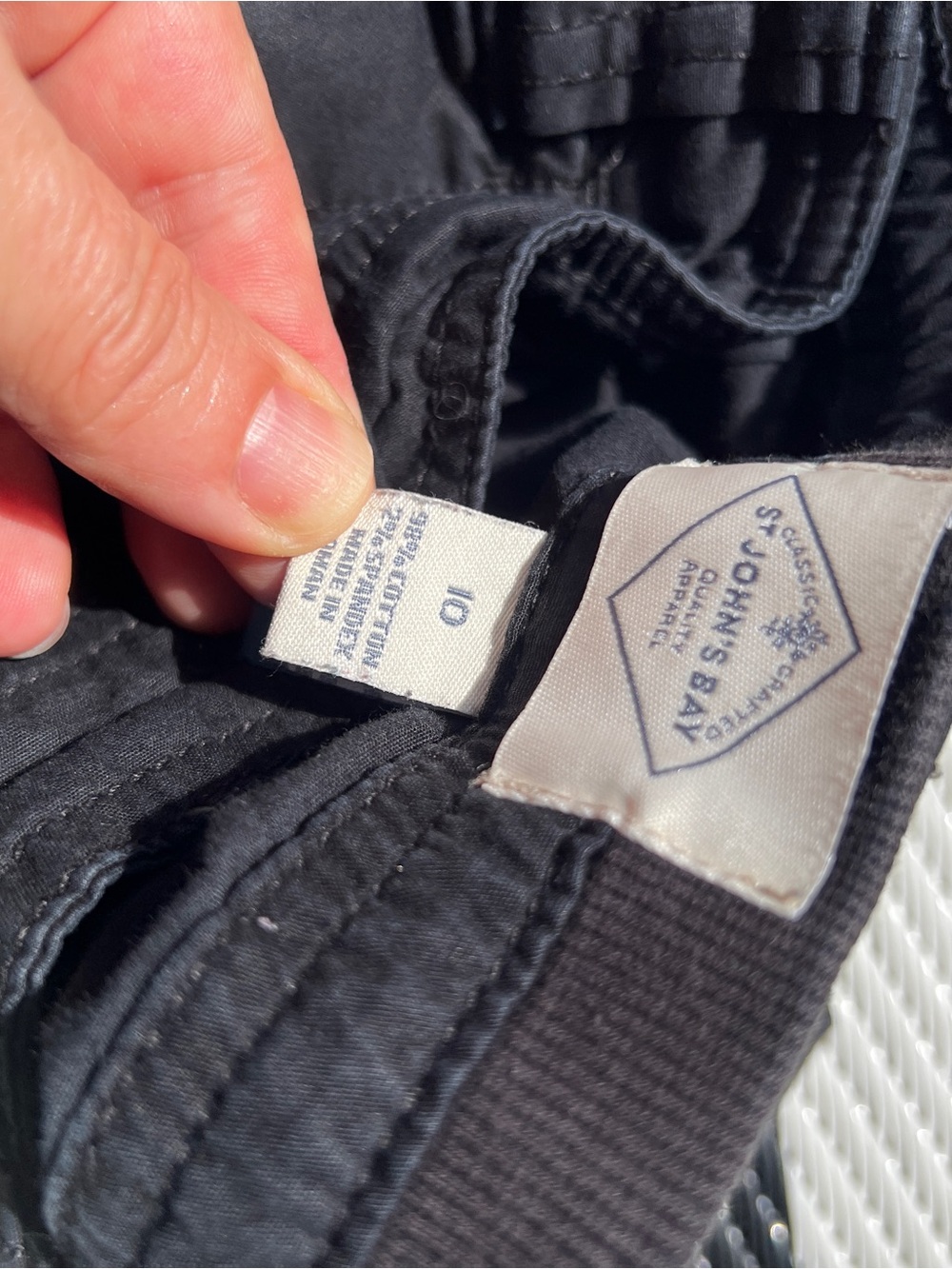 St. John's Bay Black cargo Shorts - Picture 5 of 5